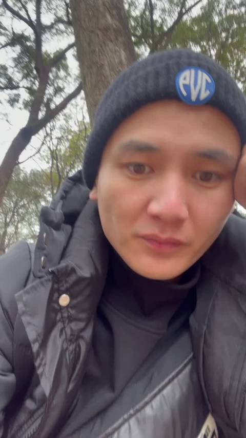 #当家主母群演发声# 11月29日晚,网友李中贺up 自称是《当家主母》群演,并上传了一些