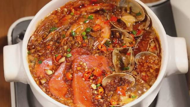 【午饭吃什么?】“吾日三省吾身,早饭吃什么?午饭吃什么?晚饭吃什么?”不知道吃什么的,不如