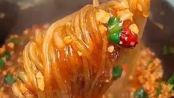 【肉沫粉丝】简单又美味,初学做饭的朋友一定要get[赞]     #不可辜负的美食#