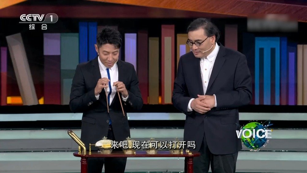 【他对乌篷船里的食物下手了!撒贝宁把开讲啦变成开吃啦[三哈]】运河边的哪一道美食让你印象最