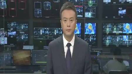 【粽香四溢迎端午 甜咸皆宜传浓情】端午节就要到了,市场上品种繁多的粽子也热销起来,与自己包