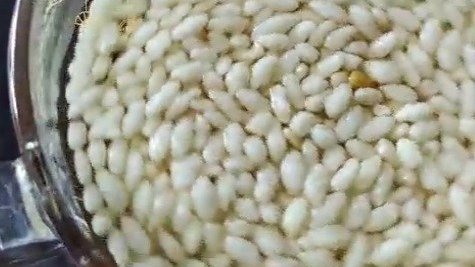 【年味之永昌米花团】永昌米花蕴含着丰富的民俗文化。米花茶是保山人逢年过节,招待亲友必不可少