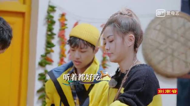 干饭人干饭魂,会吃还属敦煌人!本期#登场了敦煌#向我们完美地诠释了什么叫红柳羊肉串的一生田
