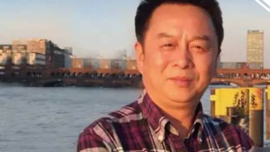 【书法家郑必厚被查:作品曾亮相《人民的名义》 常以此自抬身价】12月8日,江苏省纪委监委公