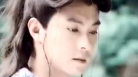 不得不说,张卫健年轻的时候真的是太帅了,明明可以靠颜值,偏偏选择靠实力。三观又正,这样的好