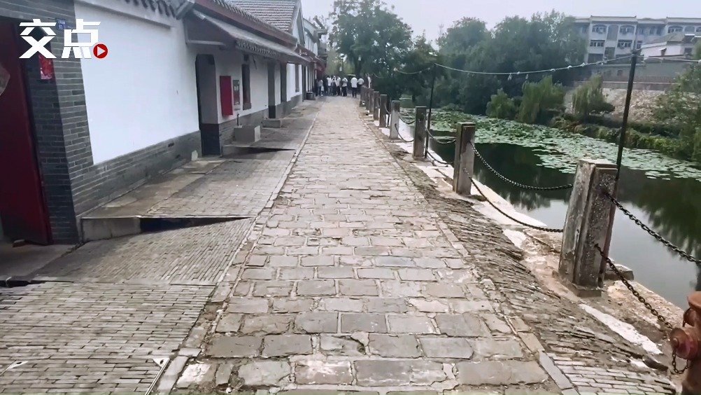 #沿着运河看江苏#【不走网红路线的江南古镇什么样?想来这里散心!】9月28日,记者团走进运