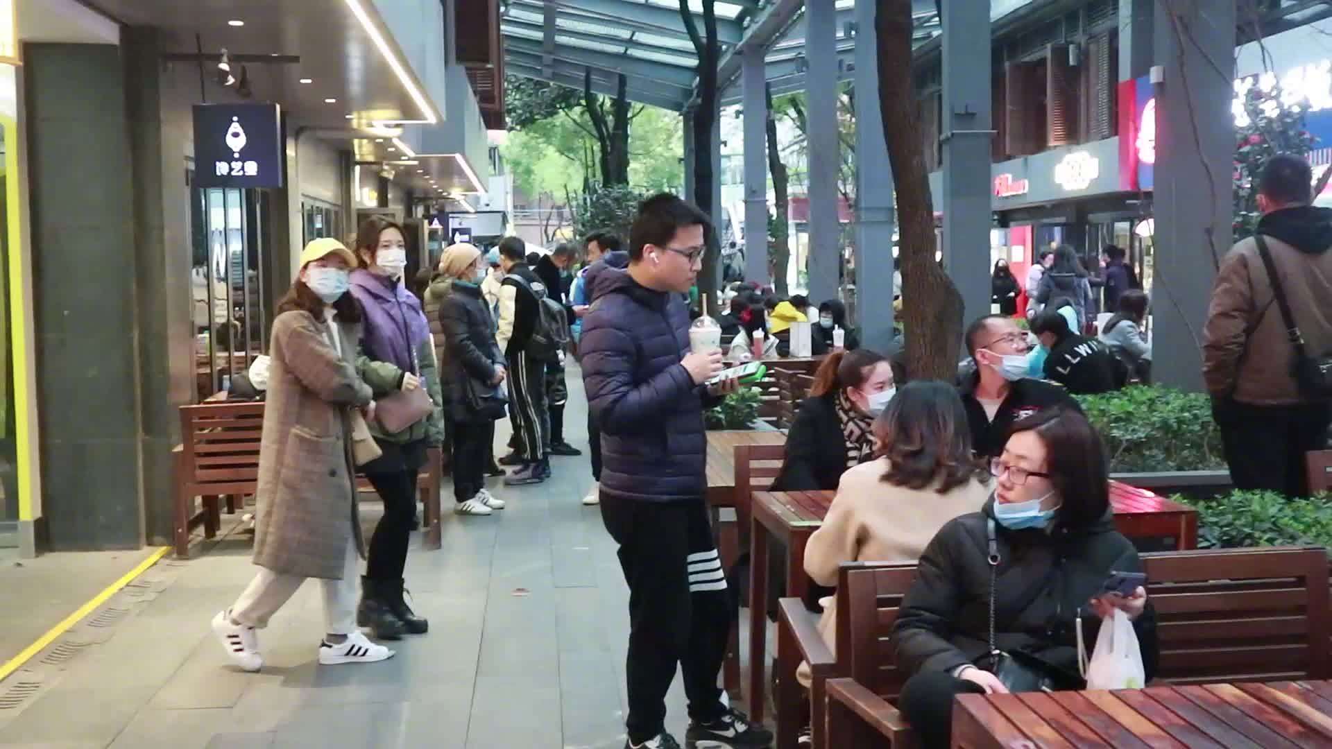 【奶茶行业迎融资上市潮,2021奶茶品牌销售增幅超100%】春节奶茶消费报告显示,广东奶茶