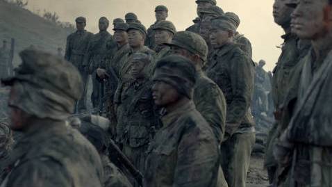 【致敬最可爱的人!电影跨过鸭绿江17日上映】“就算是啃石子,一定能死守飞虎山”“三十八军在