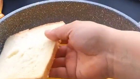 最近这个早餐三明治很火哦#三时三餐#