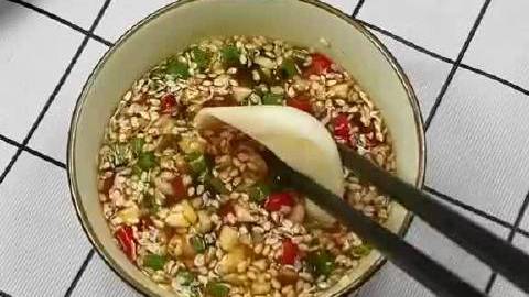 好吃到爆的万能蘸料来啦,蘸火锅,蘸饺子,蘸什么都好吃……&nbsp;
