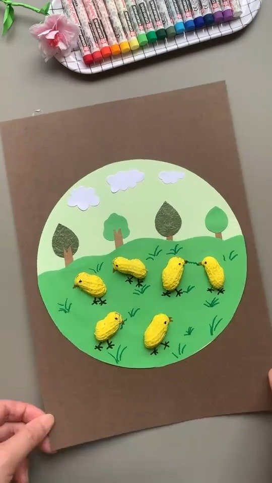 【创意手工】超级有趣的花生壳小鸡,和宝宝一起做起来吧!(cr.福妮妈妈手工坊) 