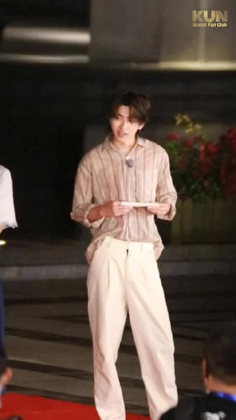 cxk #fanstube# 唯一的宿命蜿蜒世纪来回找寻@蔡徐坤 #奔跑吧蔡徐坤# 拍摄/
