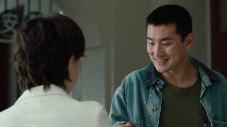 @黄子韬&nbsp;@黄子韬&nbsp;《四季三餐》MV曝光,“物变人”的搞怪设定搭配黄子韬@黄子韬 的治愈声