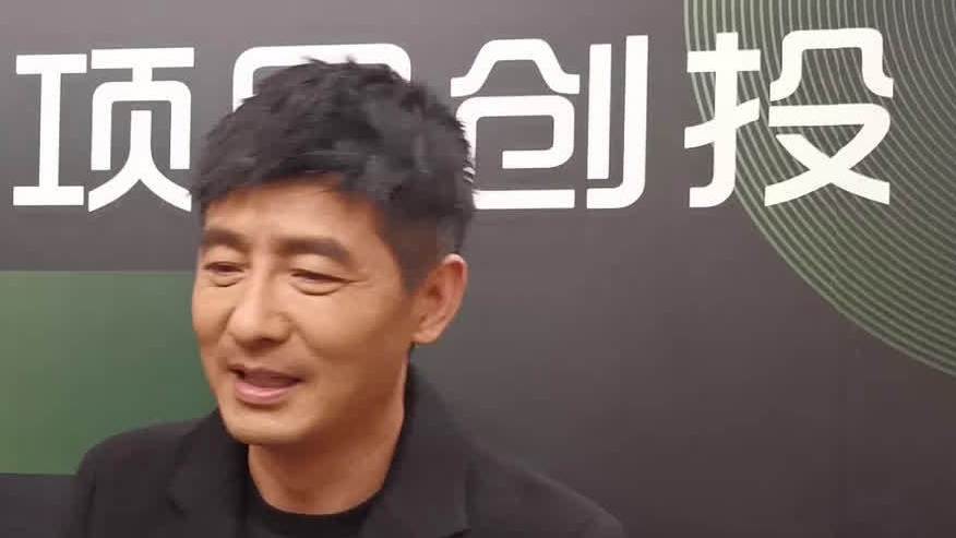 【武汉女婿郭晓东太爱吃武汉热干面了,两天吃了4顿,还跑去小胡同找吃的 】11月29日,第十