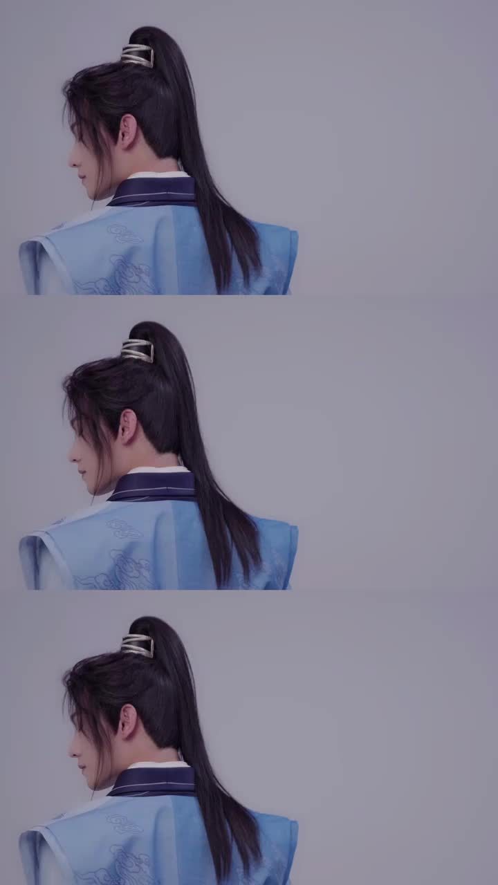 我发现!当我被生活打倒杨洋就会出个古装造型拯救我救命太好看了太帅了吧 前阵子杨洋的生图已经