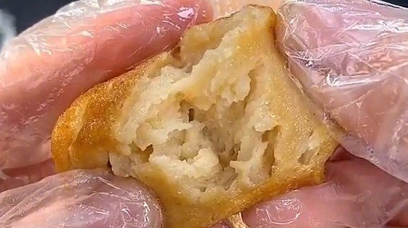 #美食课堂# 【自制鱼豆腐做法】鱼豆腐做法做法简单又好吃,根本停不住口!吃货get!