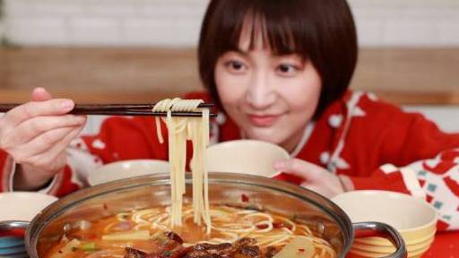 【牛肉炖粉儿教程,转给爱嗦粉的TA】牛年来一碗肉香四溢、油而不腻的常德牛肉炖粉儿!转存试试