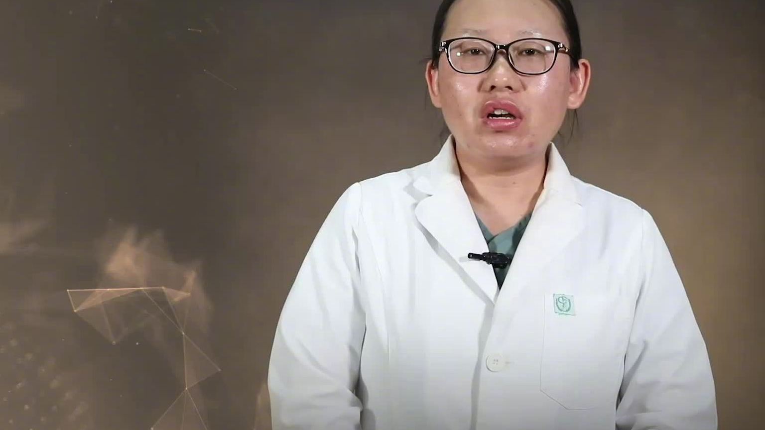 【转给家长!不同年龄段儿童饮食建议】专家建议:①一岁到三岁:每天400—600毫升奶量,参