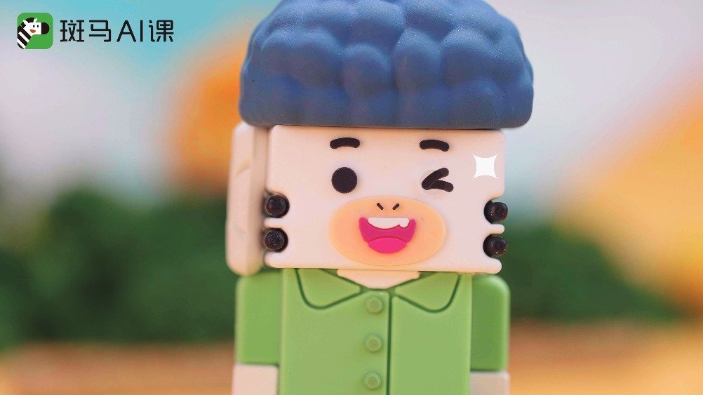 这一次,创造让想象成为可能!斑马AI课创造系列积木笔筒正式上线!和小梵高Zack一起创造艺