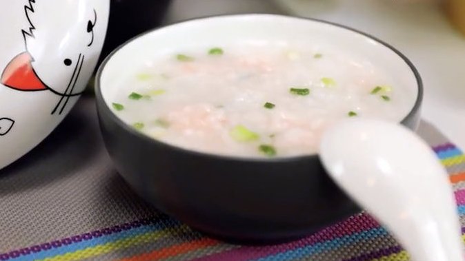 【虾仁粥】开饭啦大厨教你做虾仁粥,今天的晚饭就这么吃!
