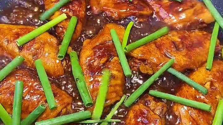 #美食# 喜欢吃鸡翅的,快来试试葱油鸡翅,真的好吃!