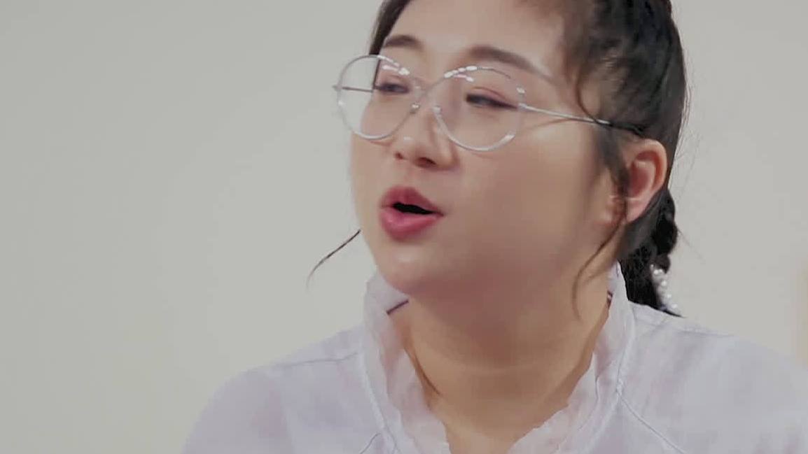 #屋檐之夏# “屋檐恋爱课堂”开课啦!泡芙喵-PuFF @张怡筠 @辩手傅首尔 各自输出了