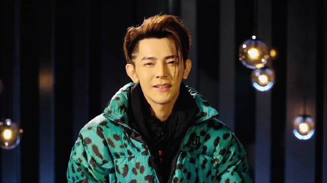 过小年=吃小年糕,过大年=吃大年糕,不管过什么年,总之一定要吃年糕