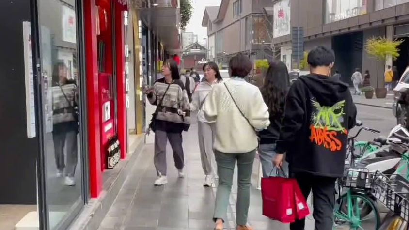 【封面315 奶茶大调查 | 多样奶茶“时代”成都奶茶市场盘点】位于成都繁华商圈之间的南纱