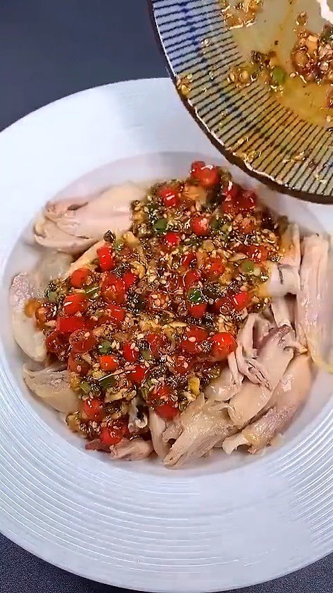 【#椒麻鸡#】不用炒不用炸,鲜香美味,香辣可口的椒麻鸡要来一份吗?