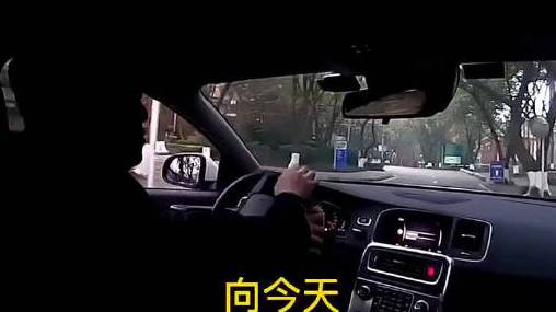 【执法记录仪真实镜头:警察节这天,这位老民警被点名···】首个中国人民警察节当天,平安重庆