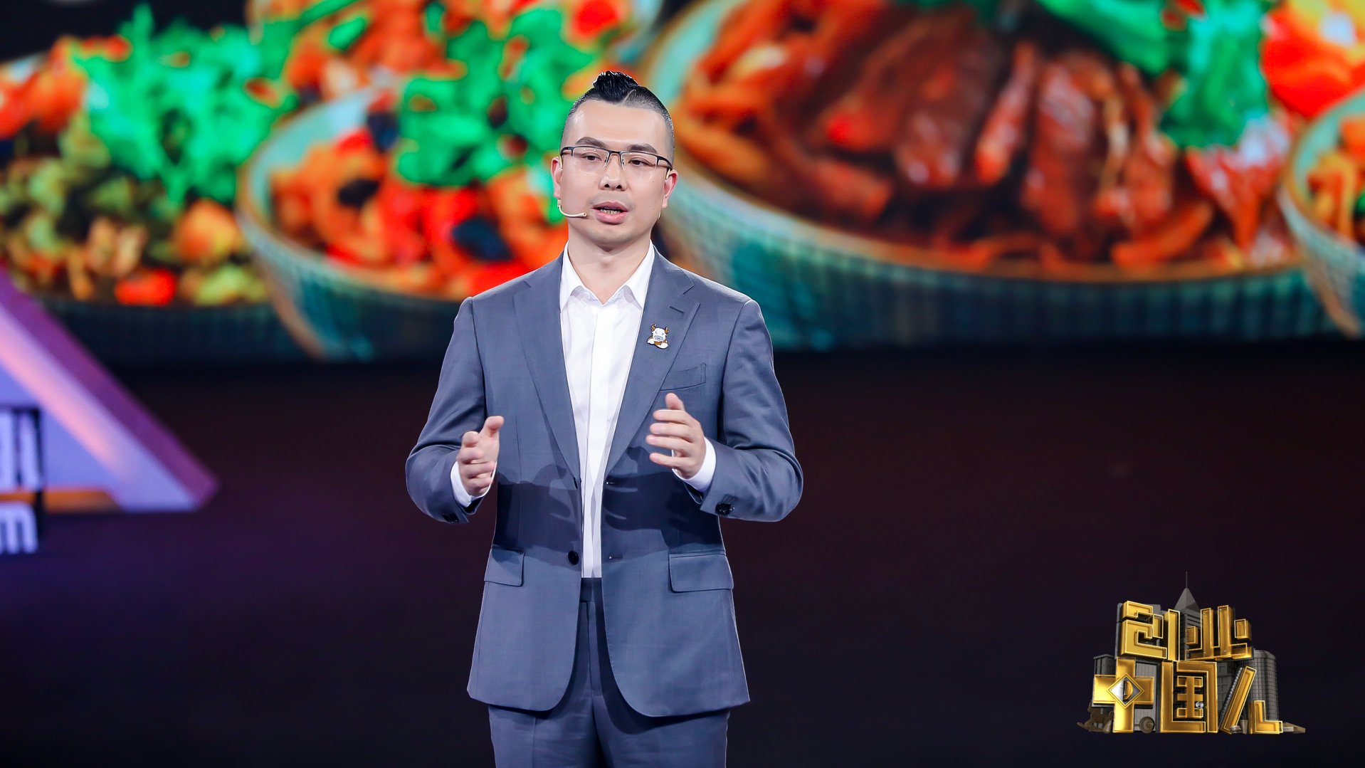 牛家人大碗牛肉面,一碗外卖不坨的面。牛家人大碗牛肉面还原儿时的味道,精选硬质红小麦,富含丰