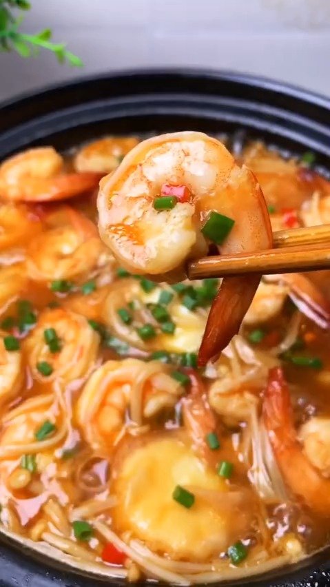 #美食推荐#【日本豆腐鲜虾煲做法】鲜嫩弹滑,最好的口感都占全了,不要太好吃了,特别美味,你