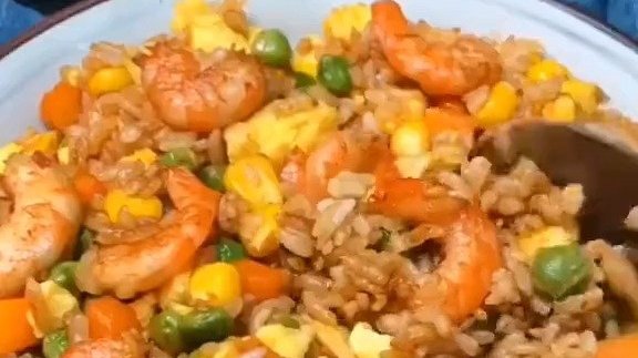 年夜饭在家吃也香!新年在家怎么吃?虾仁蛋炒饭营养又健康,增强免疫力,抵抗病毒侵害【虾仁蛋炒