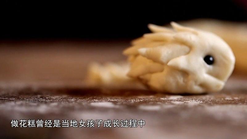 你吃过枣花馍吗?这种过年时传统的面食,会做成鸟兽虫鱼的造型~不仅好吃,还增加了吃馍的趣味性