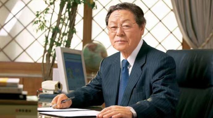 【韩国农心集团创始人辛春浩去世,曾在任内研发出辛拉面】#韩国农心集团创始人去世#据韩媒报道