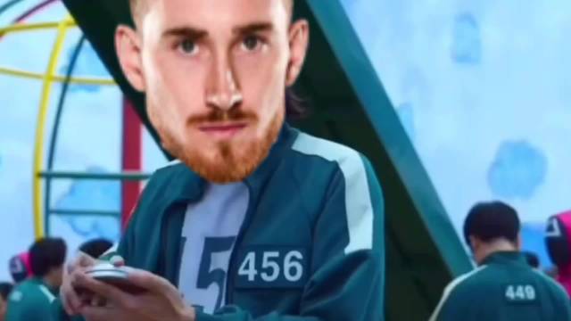 大家有尝试过“糖饼挑战”吗?我试了试…可太难了![捂脸] 但肯定不是我的问题,绝对是 陆垠