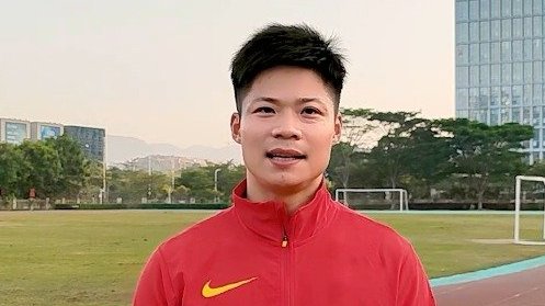 大家好,我是苏炳添。很高兴成为艾力斯特品牌代言人艾力斯特官方微博 创立十九年的艾力斯特是杭