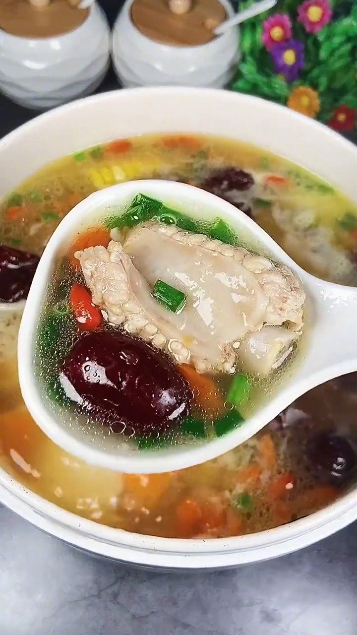 秋天一定要多喝这道山药排骨汤~