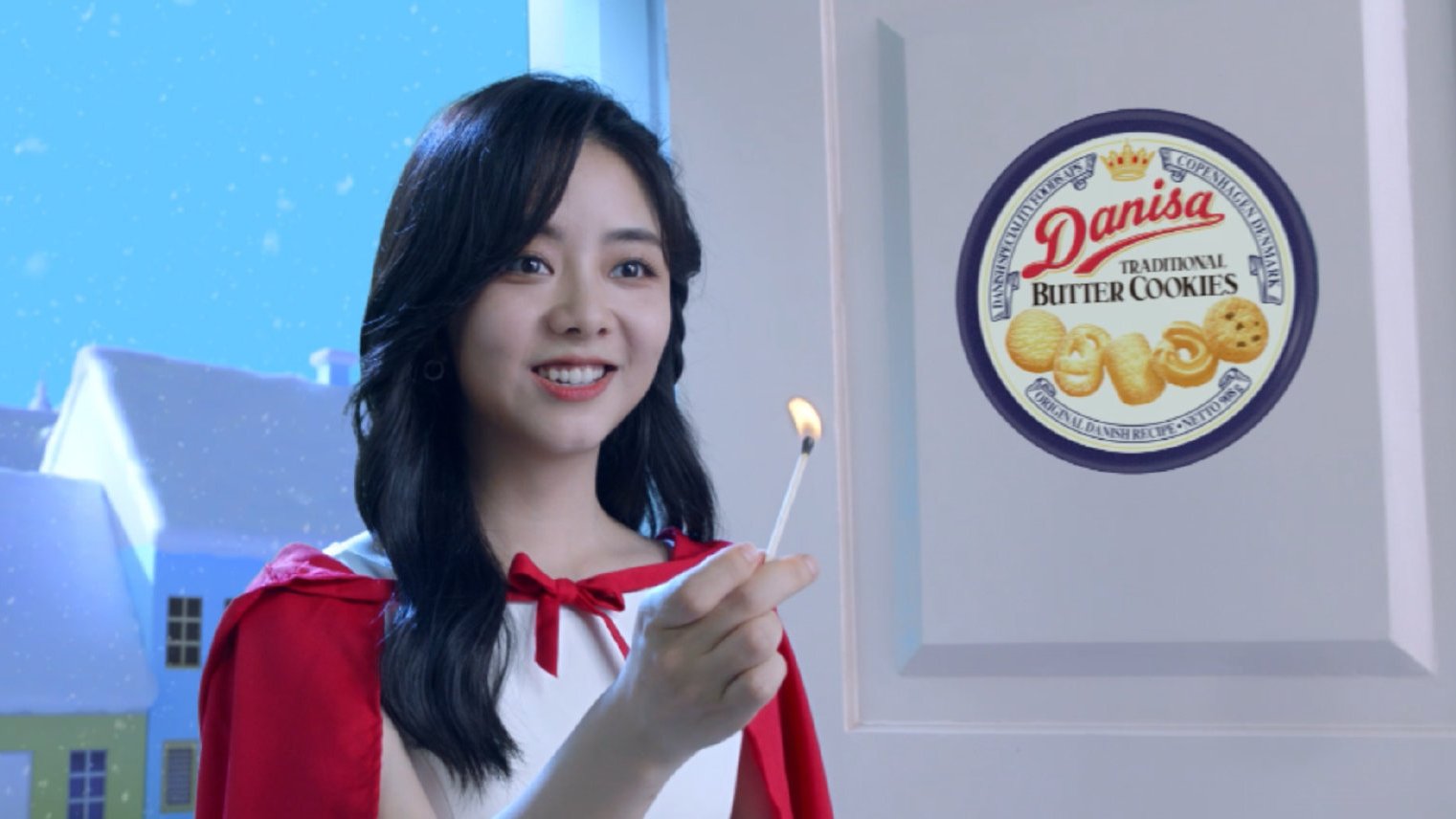 @谭松韵Danisa皇冠丹麦曲奇品牌大使@谭松韵邀你购买指定皇冠丹麦曲奇产品,有机会赢取免