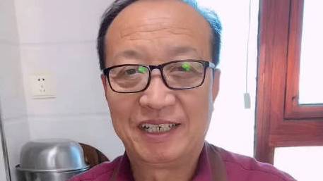 西红柿鸡蛋盖浇面教程,请大家参考。 喜欢吃面食,换着花样做,简单的食材简单的做法,美味。