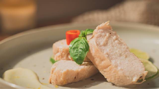 #美食#天气一热,就更不想下厨了,如何能更快捷地解决一餐,成为夏日的一大难题。今天就教大家