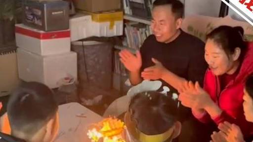 【同年同月同日生的孙卓申聪过生日 两位父亲:再也不会错过儿子生日了】1月9日,同年同月同日