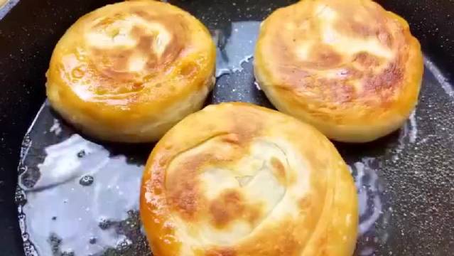 【香酥牛肉饼】外酥里嫩,香脆掉渣,好吃得不得了,可作早餐,美食get√&nbsp;