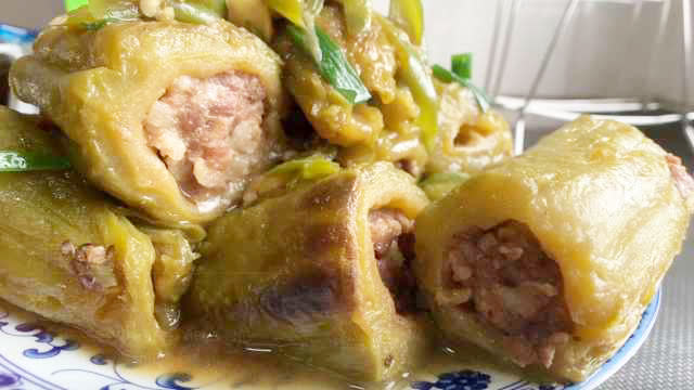 #美食# 【来广西吃各种酿菜大厨教你做吃起来不苦的苦瓜酿,还有肉的清香[馋嘴][馋嘴]】广