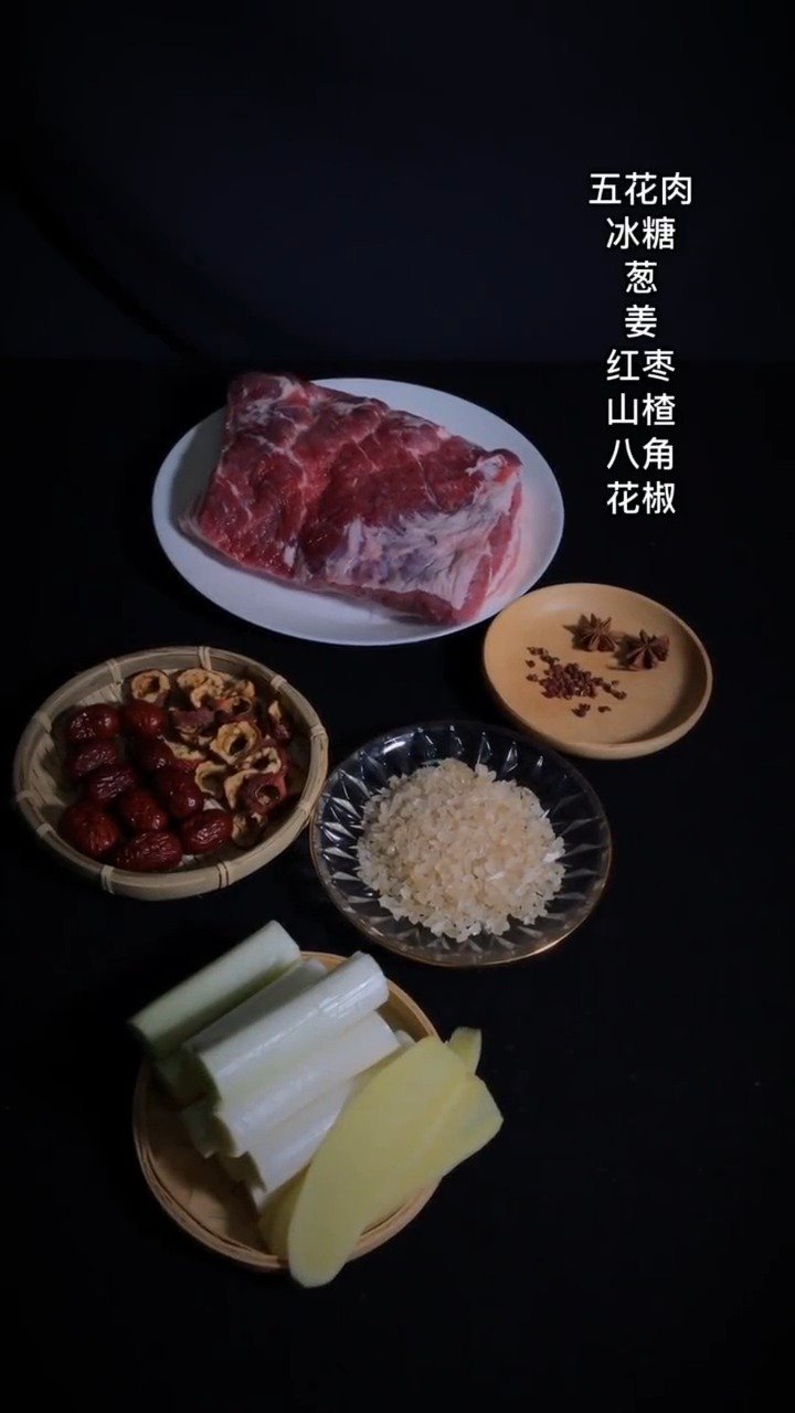 【汇汇带着东坡肉的家常做法来啦~】东坡肉色、香、味俱全,深受人们喜爱哦!步骤超详细~自己在