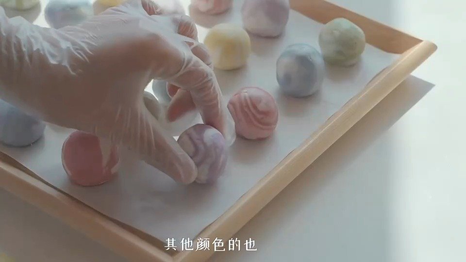 【可可鸡蛋布丁汤圆味道超级惊艳】七彩奥利奥芝士汤圆也不错哦!#不可辜负的美食#