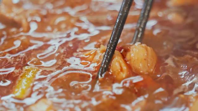 来贵州遵义吃生态乌江鱼营养美味又健康!