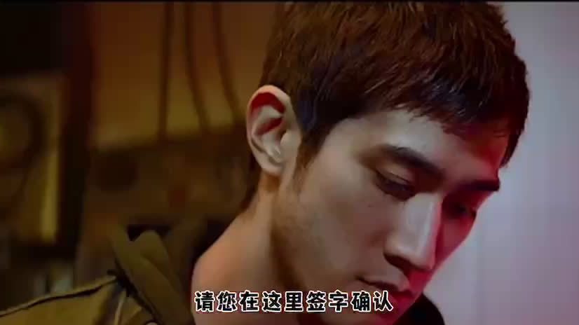 大过年的看着电影院里那么多人默默叹气,反手掏出鹅看了《极地追击》意外的觉得相当惊喜!虽然是
