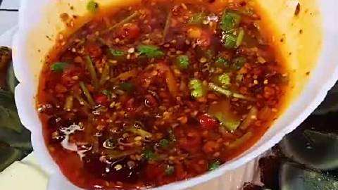 【皮蛋豆腐】天气太热,没有胃口,来一道简单好吃的小凉菜吧!