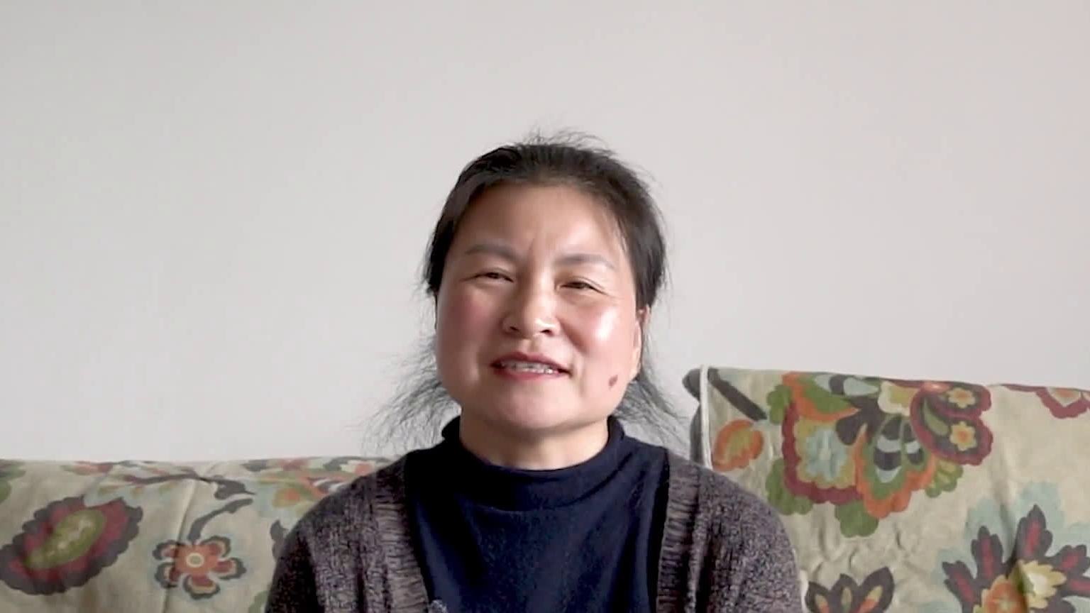 【#听妈妈的话# |  “感动中国”教师刘芳:母爱,是心中的一道光】1993年入职的刘芳,